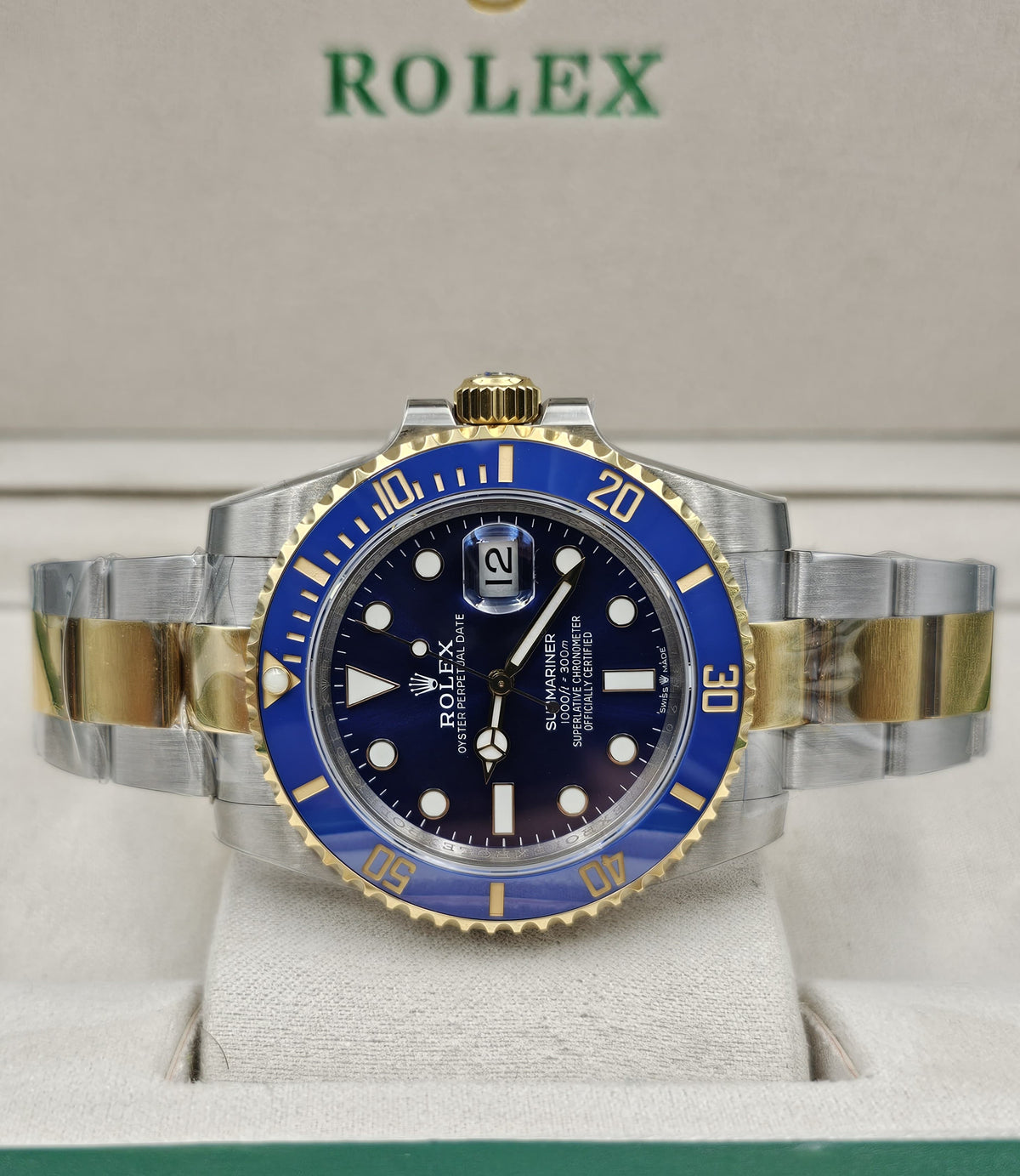 Rolex Submariner Date “Bluesy”