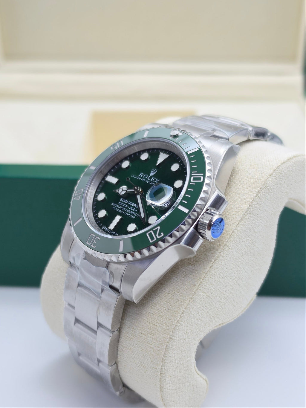 Rolex Submariner Date “Hulk”