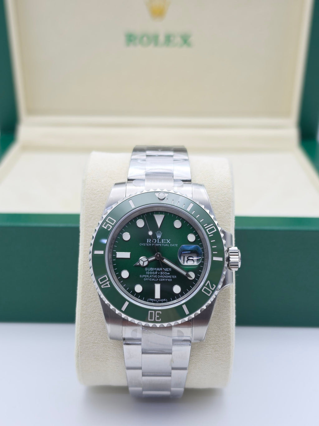 Rolex Submariner Date “Hulk”