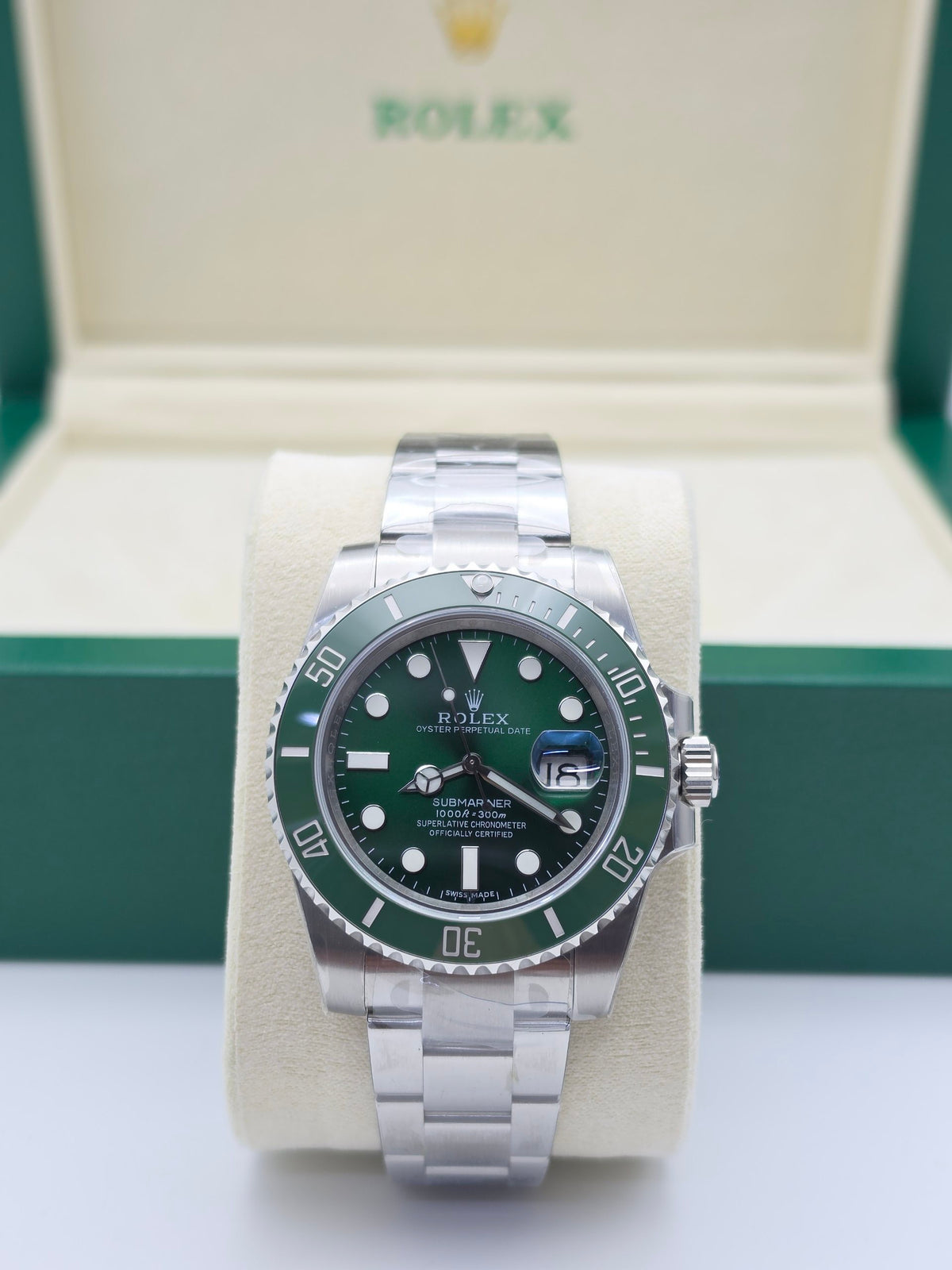 Rolex Submariner Date “Hulk”